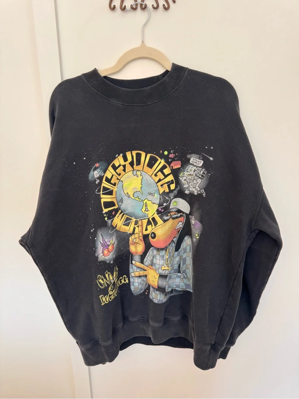 Abercrombie & Fitch Snoop Dog cartoon men’s oversized crewneck